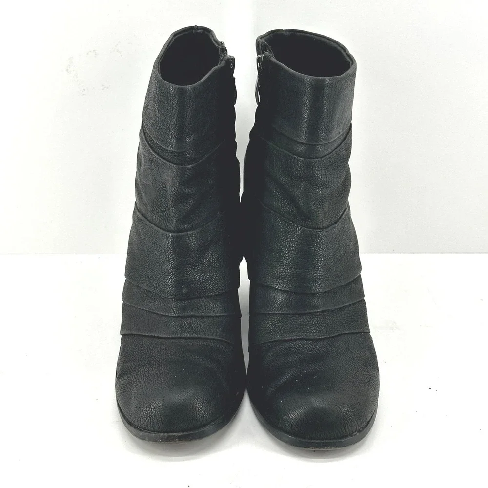Vince Camuto vince camuto